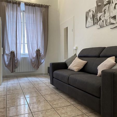 Viatoris' Apartment Пиза Екстериор снимка